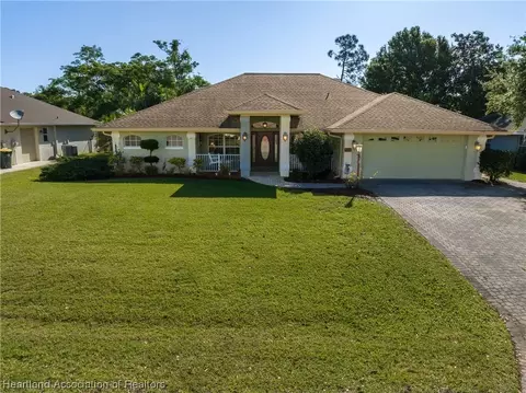 4014 Santa Barbara Dr, Sebring, FL 33875