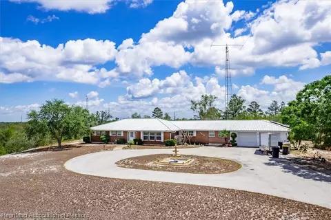 1530 Central Ave, Lake Placid, FL 33852