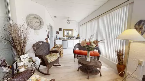 2525 Manor Dr, Sebring, FL 33872 photo 7
