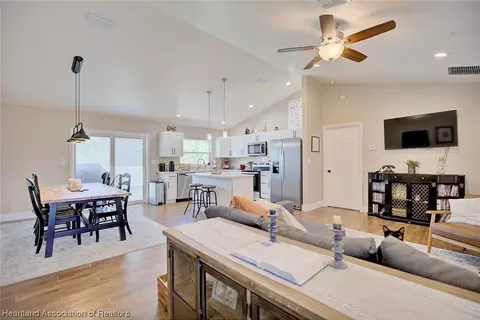 7110 Granada Blvd, Sebring, FL 33872 photo 11