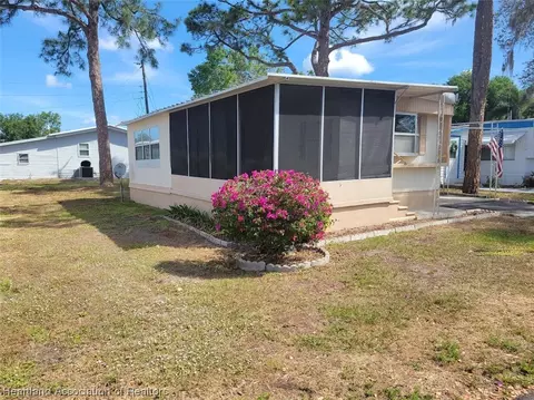 3 Armadillo Trl, Lake Placid, FL 33852