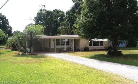 231 Lakeside Rd, Sebring, FL 33870