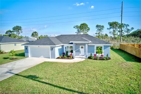 4424 Elite St, Sebring, FL 33872