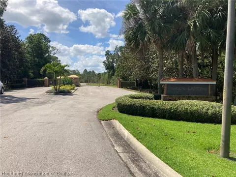 1012 Hawks Landing Dr, Sebring, FL 33875