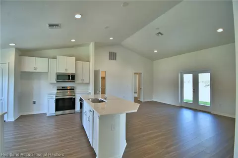 31 Deer Rd, Frostproof, FL 33843 photo 10