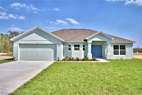31 Deer Rd, Frostproof, FL 33843