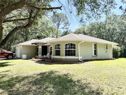 2135 Oak Beach Blvd, Sebring, FL 33875