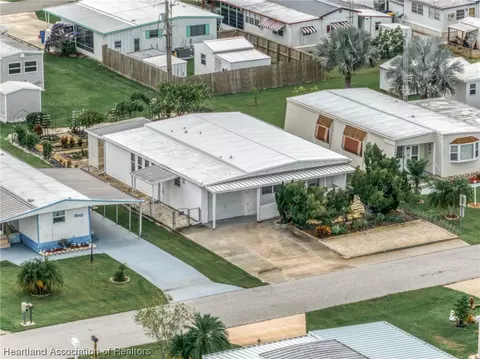 3551 New York Ave, Sebring, FL 33870