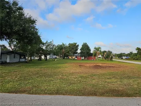 348 Serenade Dr, Lake Placid, FL 33852