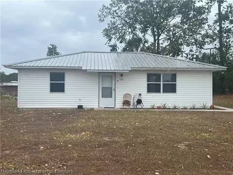 608 Bowman Ave, Sebring, FL 33870