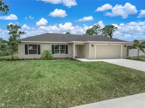 4617 Schumacher Rd, Sebring, FL 33872