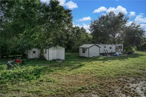300 Pleasant Ln, Lorida, FL 33857 photo 2