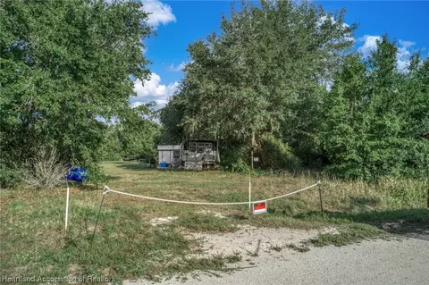 300 Pleasant Ln, Lorida, FL 33857 photo 8