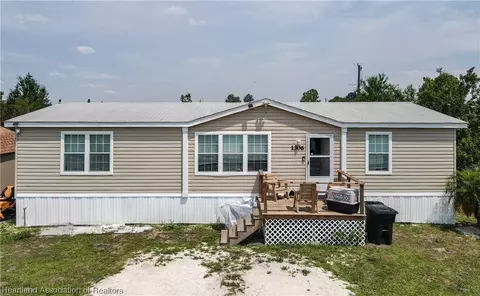 1306 Cardinal Rd, Wauchula, FL 33873