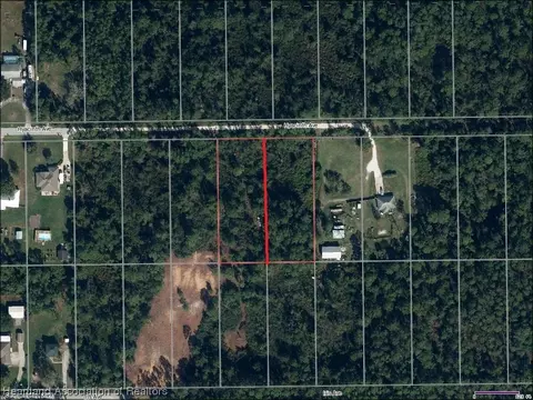 1037 Hyacinth Ave, Sebring, FL 33875