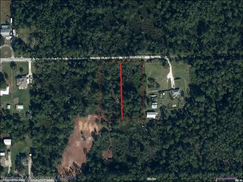 1037 Hyacinth Ave, Sebring, FL 33875 photo 2