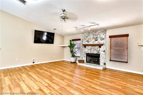 1802 Queen Ave, Sebring, FL 33875 photo 4