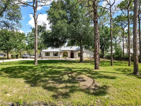 1802 Queen Ave, Sebring, FL 33875