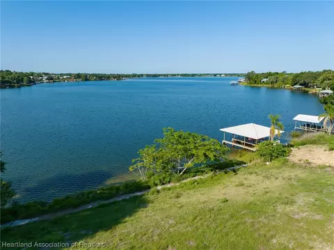 1442 County Road 17 Rd N, Lake Placid, FL 33852