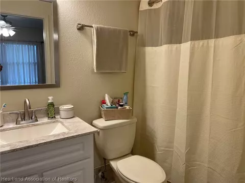 405 Lemans Dr, Sebring, FL 33872 photo 8