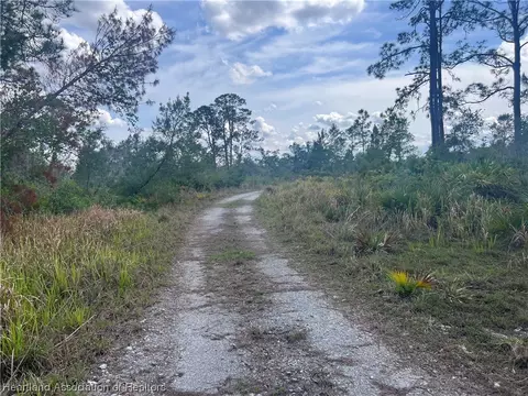 10618 Greenside Way E, Sebring, FL 33875 photo 4