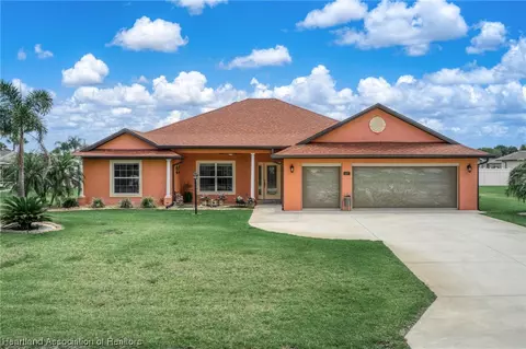5337 Columbus Blvd, Sebring, FL 33872