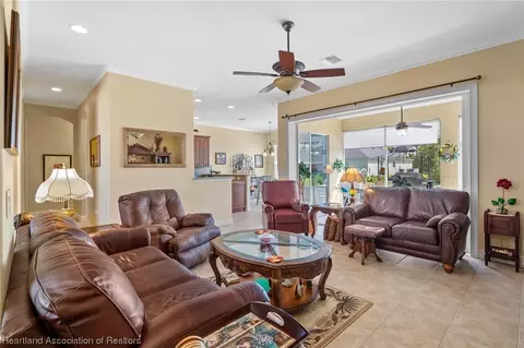 4967 Myrtle Beach Dr, Sebring, FL 33872 photo 4