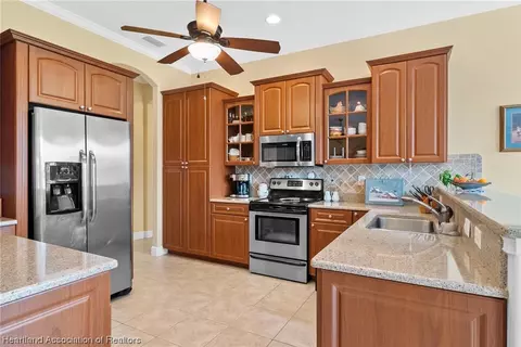 4967 Myrtle Beach Dr, Sebring, FL 33872 photo 10