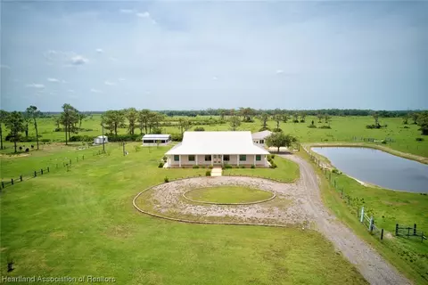 3458 Miller Ave, Lake Placid, FL 33852
