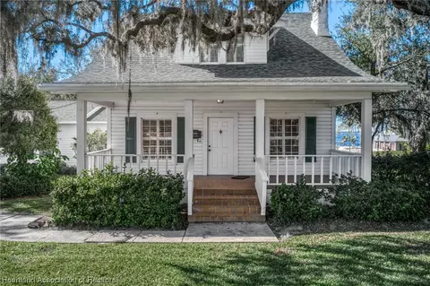 1535 Lakeview Dr, Sebring, FL 33870