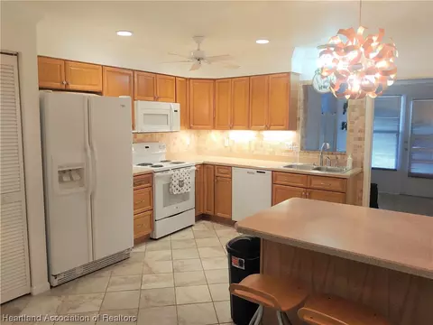 3120 Spinks Rd, Sebring, FL 33870 photo 5