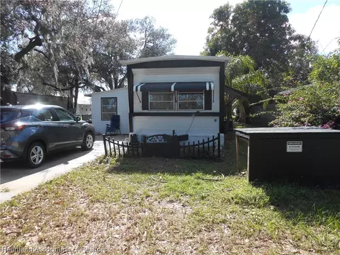 2562 El Dorado Ave, Avon Park, FL 33825