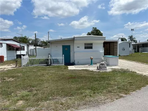 4602 Welcome Dr, Sebring, FL 33870