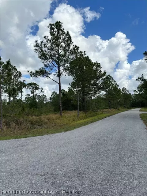 8514 Sanada St, Sebring, FL 33872 photo 4