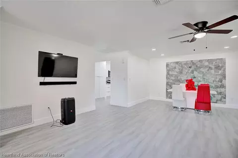 417 Elgin St, Sebring, FL 33875 photo 7