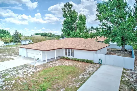 417 Elgin St, Sebring, FL 33875 photo 4