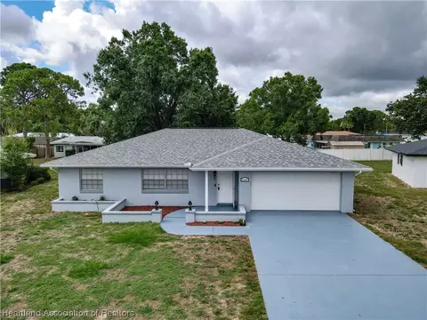 1401 Ohio Ave, Sebring, FL 33870