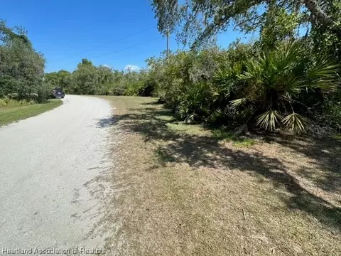 901 Spring Ct, Frostproof, FL 33843 photo 25