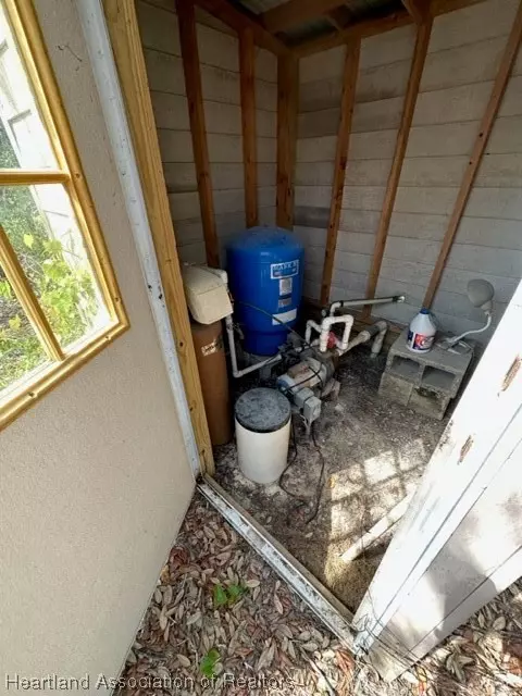 901 Spring Ct, Frostproof, FL 33843 photo 22
