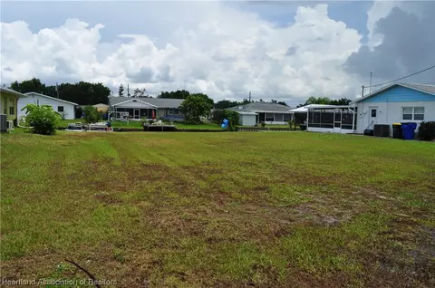 1420 Shamrock Dr, Sebring, FL 33875