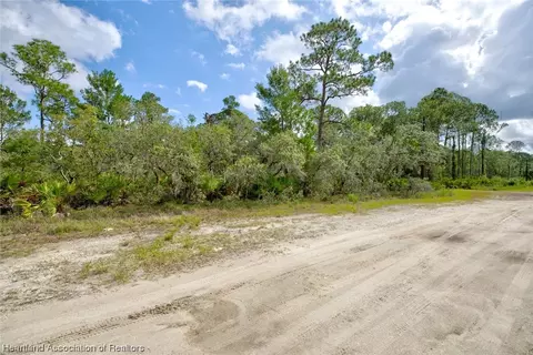 7113 Orchid Pl, Sebring, FL 33875 photo 2