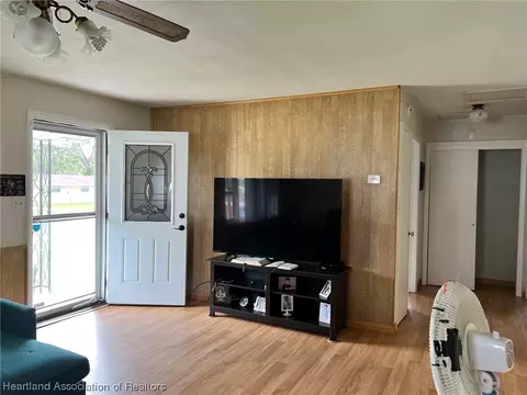 1721 Warfield Pl, Sebring, FL 33870 photo 3