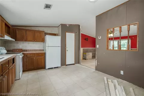 401 Fairview Ln, Lorida, FL 33857 photo 10