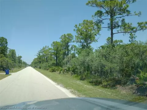 5902 Olive Rd, Sebring, FL 33875