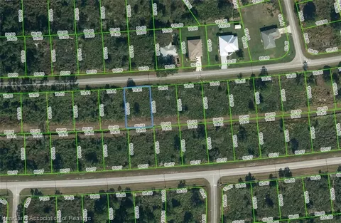 7335 Ancha St, Sebring, FL 33872