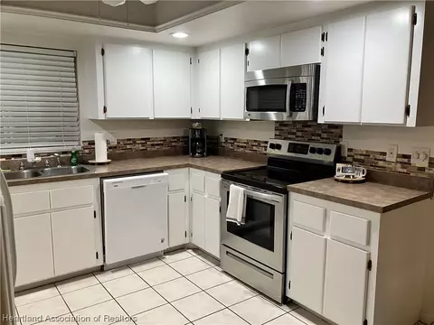 908 Grogan Ave, Sebring, FL 33875 photo 4