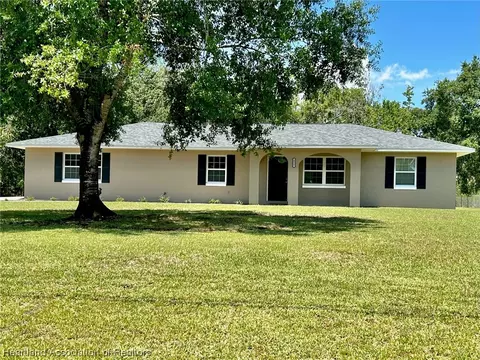 4927 Lakewood Rd, Sebring, FL 33875