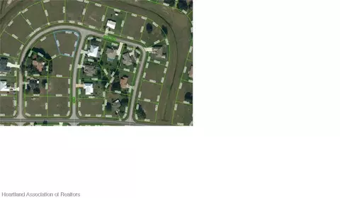 525 Glen Mar Cir, Sebring, FL 33876