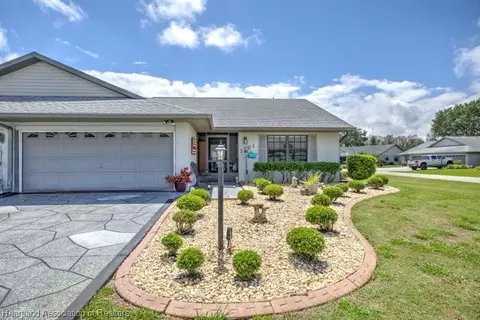 1761 W Orangewood Ln, Avon Park, FL 33825