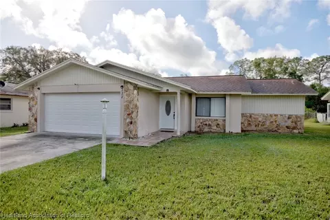 222 Sparrow Ave, Sebring, FL 33870